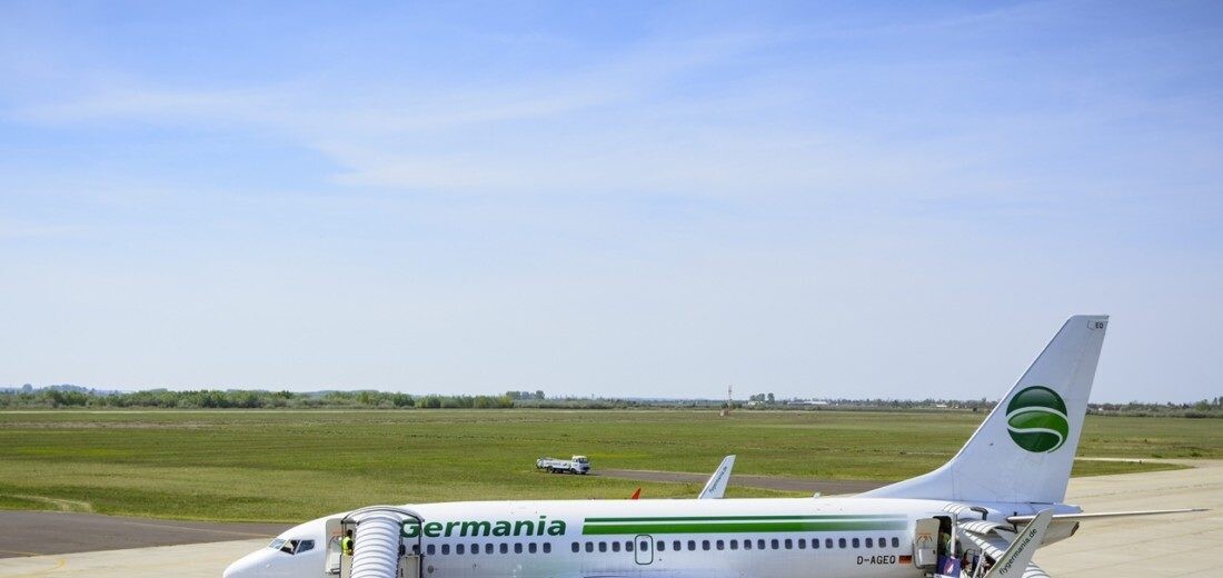 Utasszállító gép a debreceni repülőtéren. Fotó: Debrecen Airport.