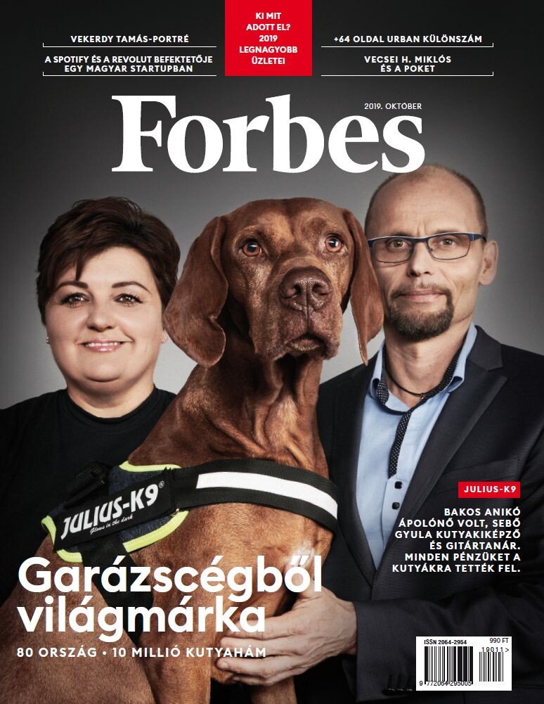 A 2019. októberi Forbes címlapja: a Julius-K9 kutyahám kitalálói.